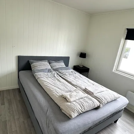 アパート 3 Bedroom In Centre Of トロムソ