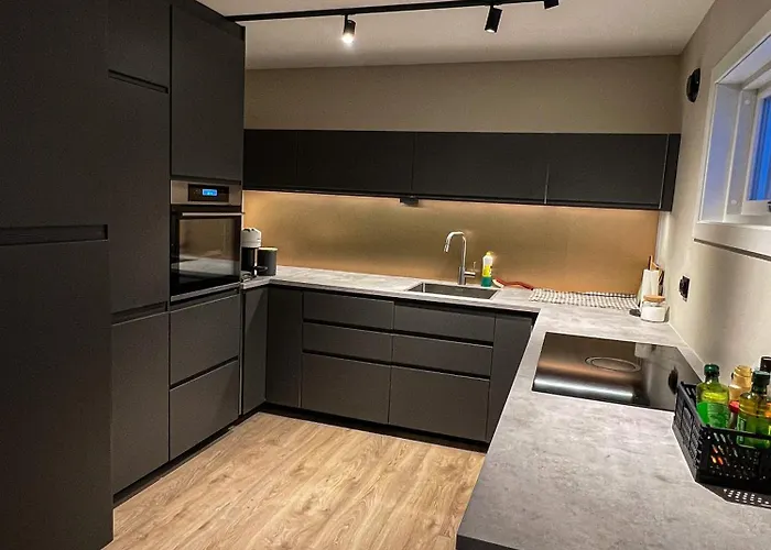 3 Bedroom In Centre Of 아파트 트롬쇠