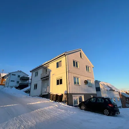 3 Bedroom In Centre Of トロムソ