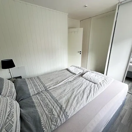 3 Bedroom In Centre Of